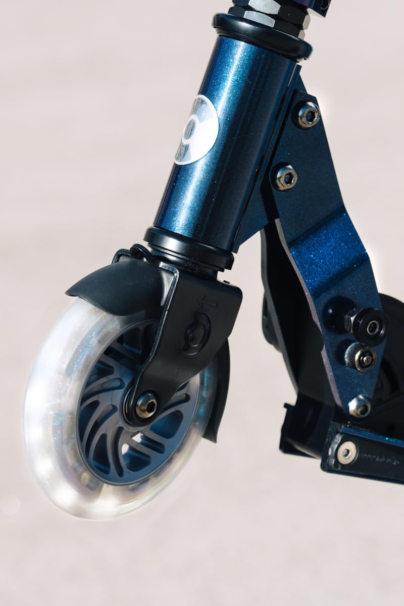 Adjustable Foldable Light Up Wheels Children's Scooter O146