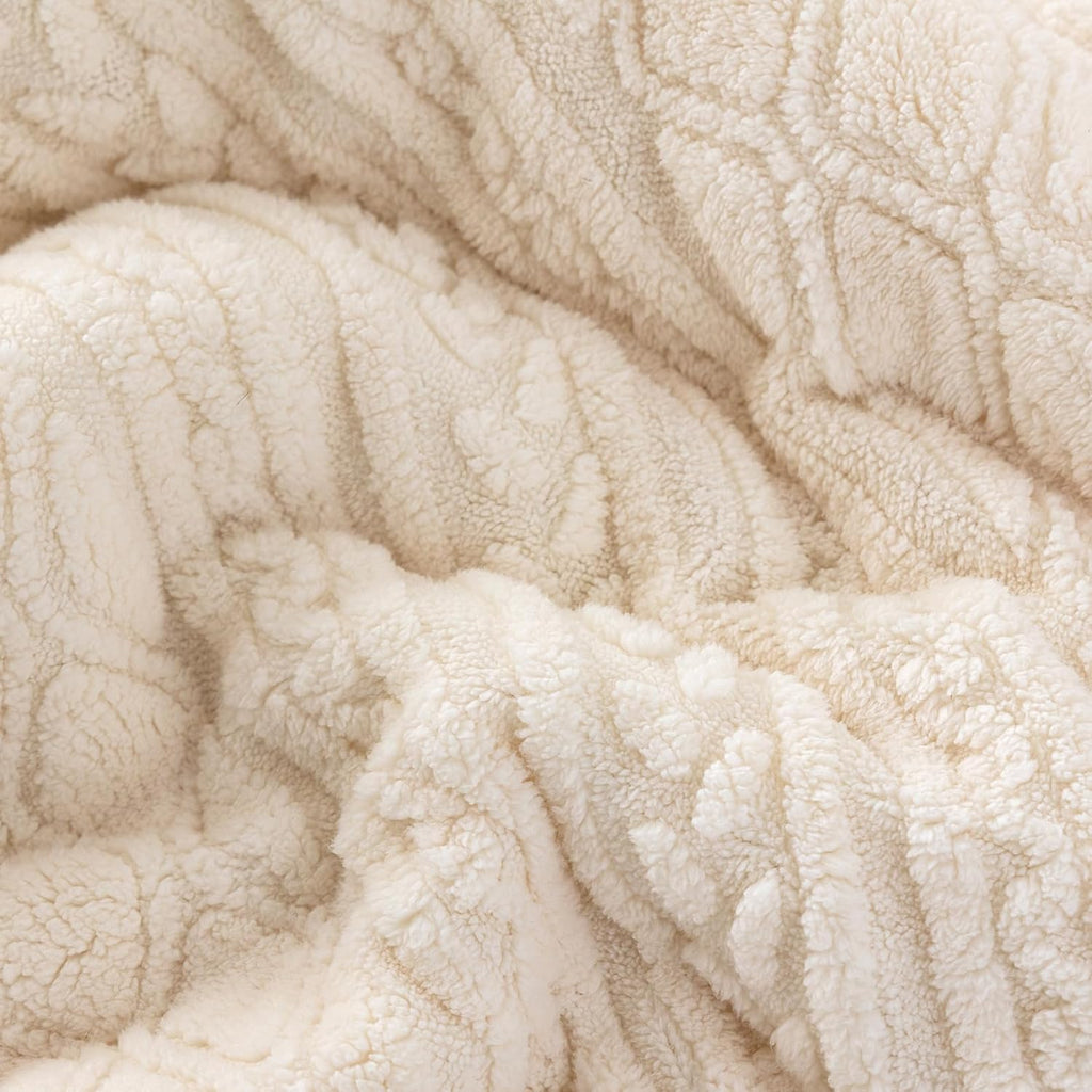 White King Size Sherpa Fleece Down Alternative Comforter Set Z802674