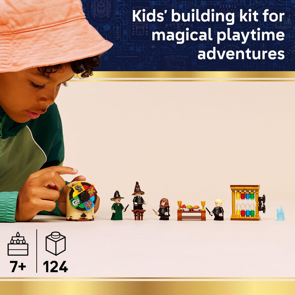 LEGO Harry Potter Hogwarts Castle Sorting Hat Ceremony 76460 P21233